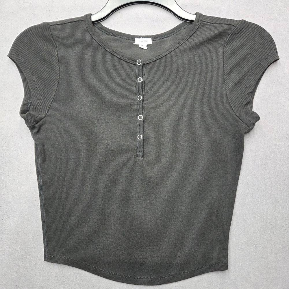 Garage Womens Size M Black Ribbed Henley Short Sleeve Snap Button Crop Top